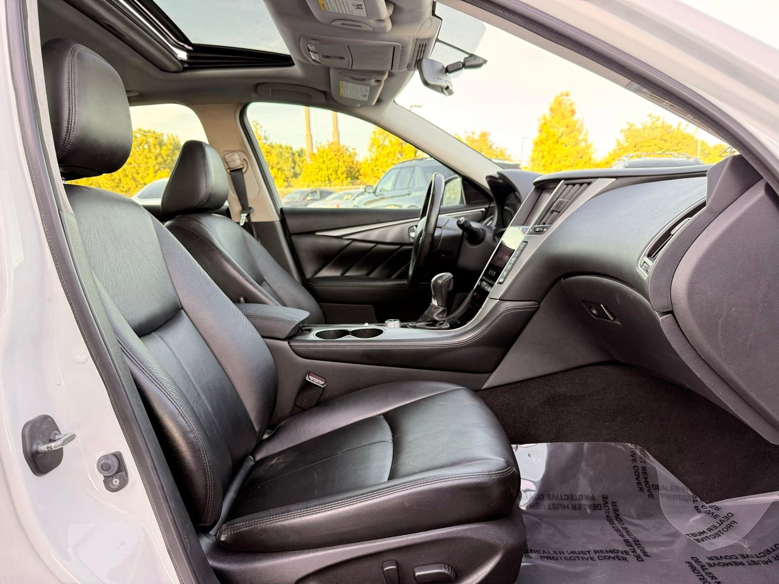 Used 2015 INFINITI Q50 AWD image 25