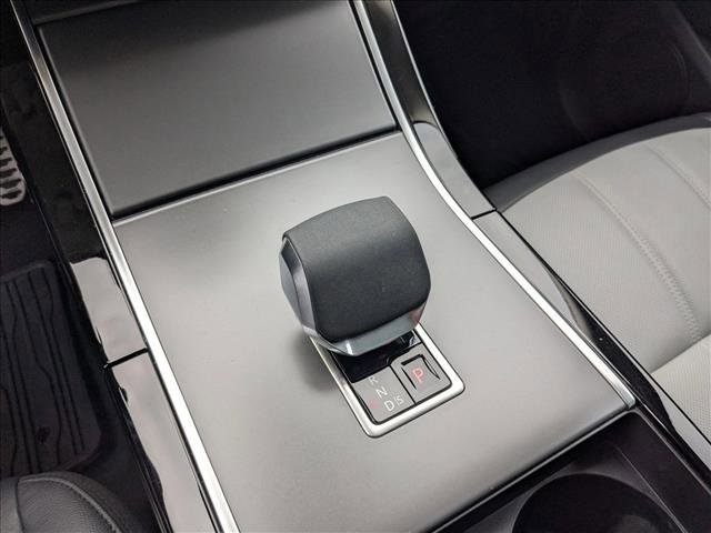 Used 2024 Land Rover Range Rover Evoque Dynamic SE image 13