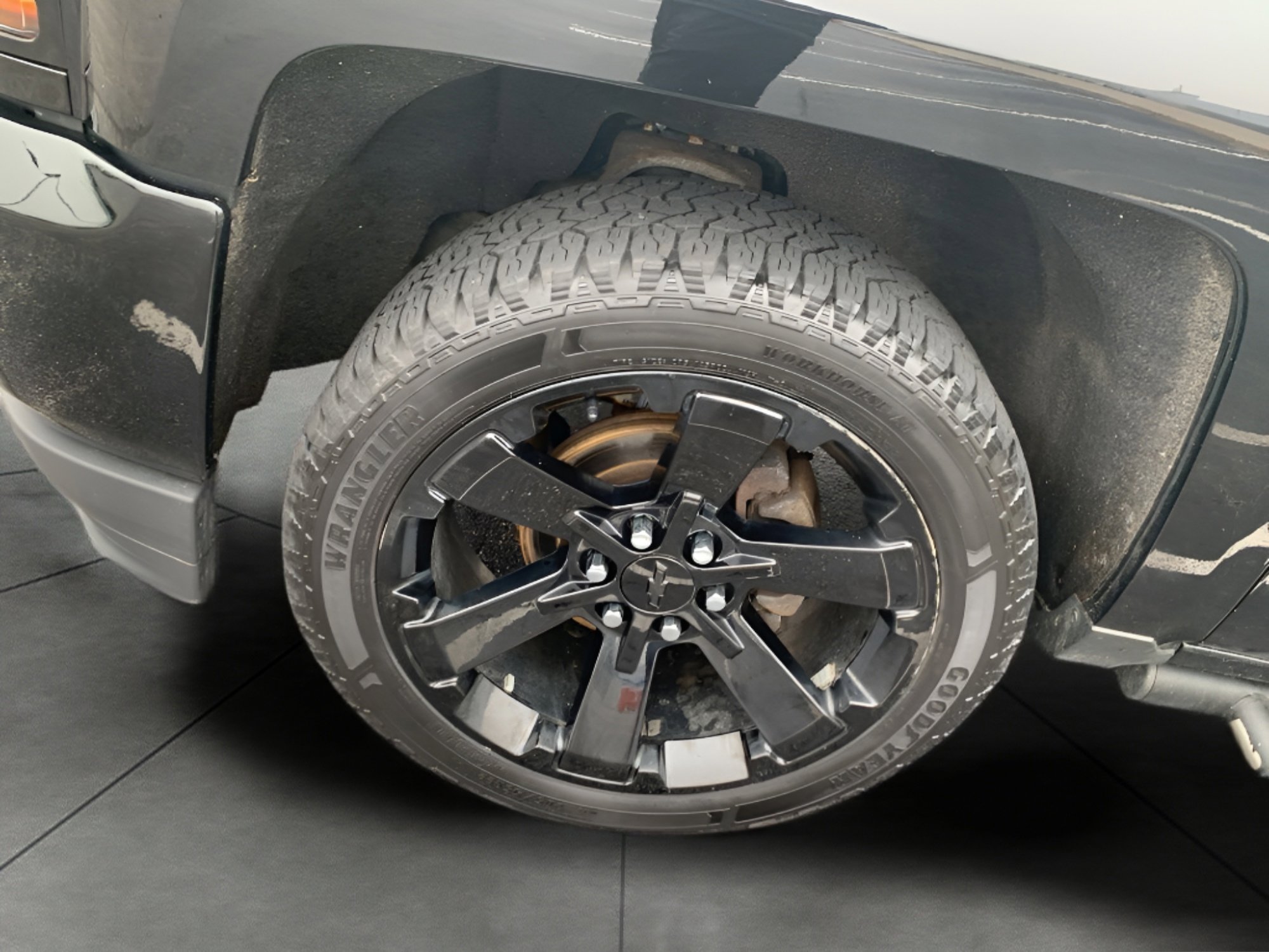 Used 2017 Chevrolet Silverado 1500 LT w/ All Star Edition image 19