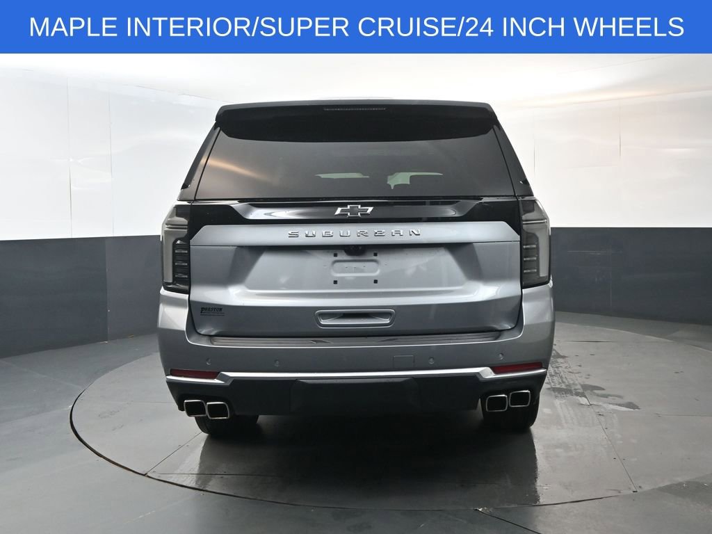 Used 2026 Chevrolet Suburban High Country AWD/4WD image 4