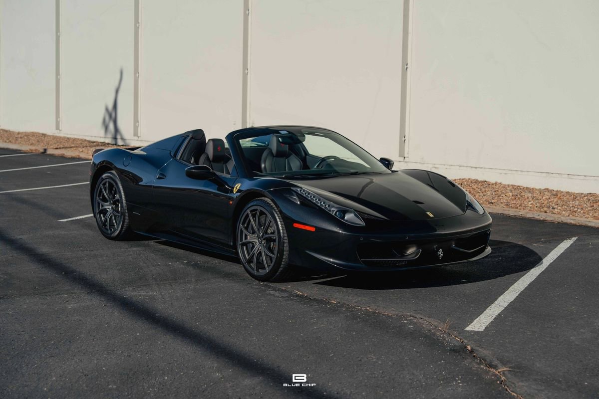 Used 2014 Ferrari 458 Spider image 37