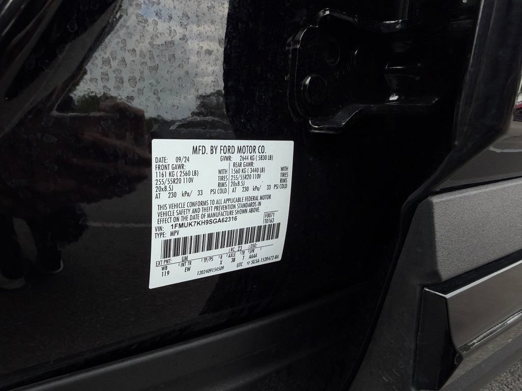 Used 2025 Ford Explorer ST-Line w/ Premium Package RWD image 35