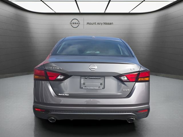 Certified 2024 Nissan Altima 2.5 SV w/ SV Premium Package image 6