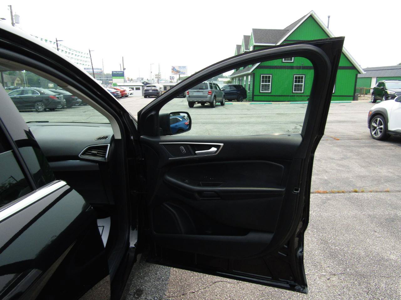 Used 2021 Ford Edge SEL w/ Convenience Package AWD/4WD image 23
