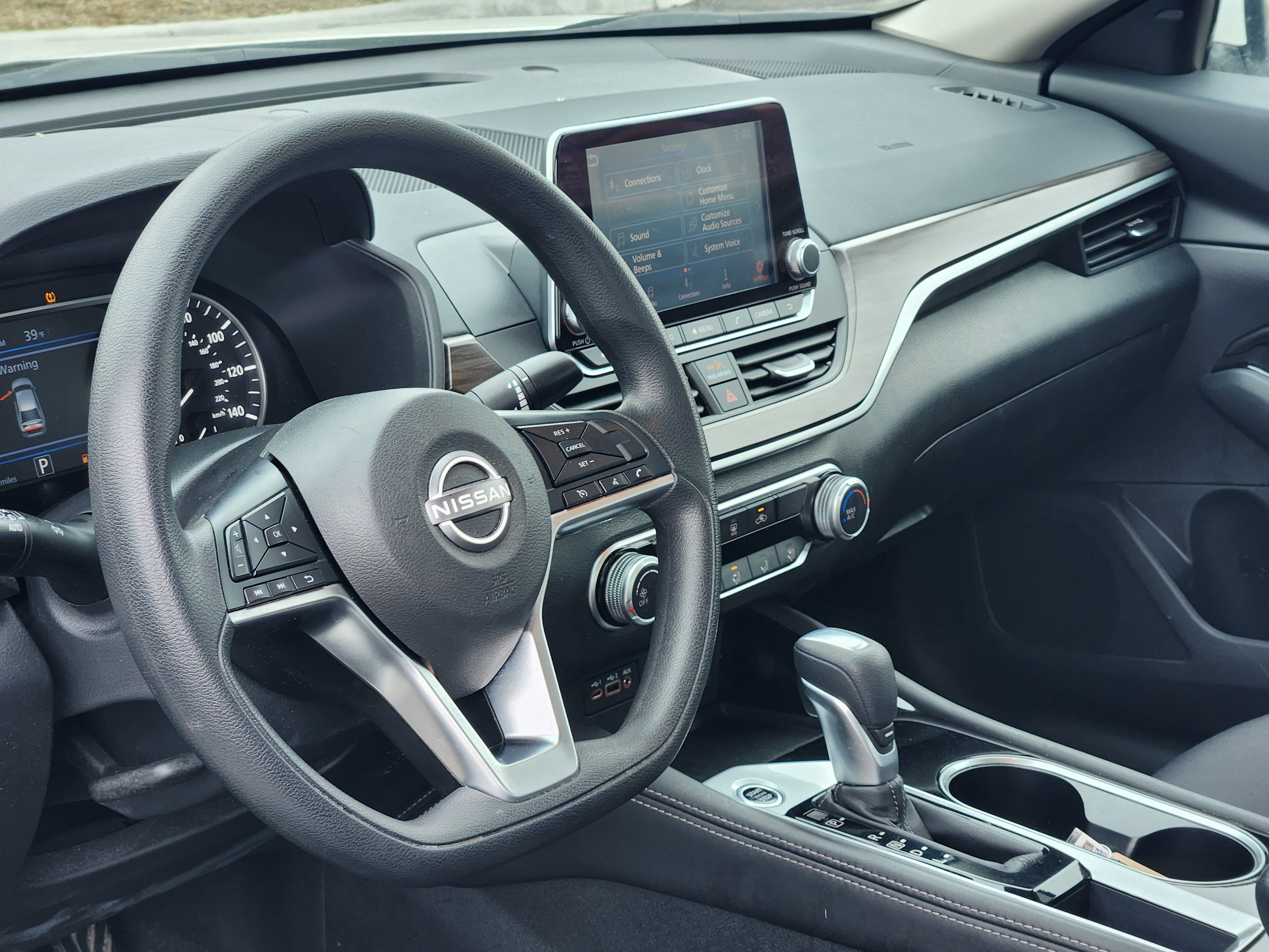 Used 2023 Nissan Altima 2.5 SV image 28