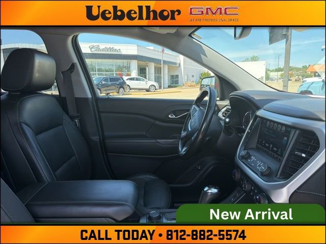 Used 2019 GMC Acadia SLT FWD image 2
