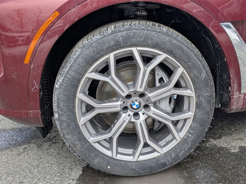 New 2025 BMW X7 xDrive40i w/ Premium Package image 6