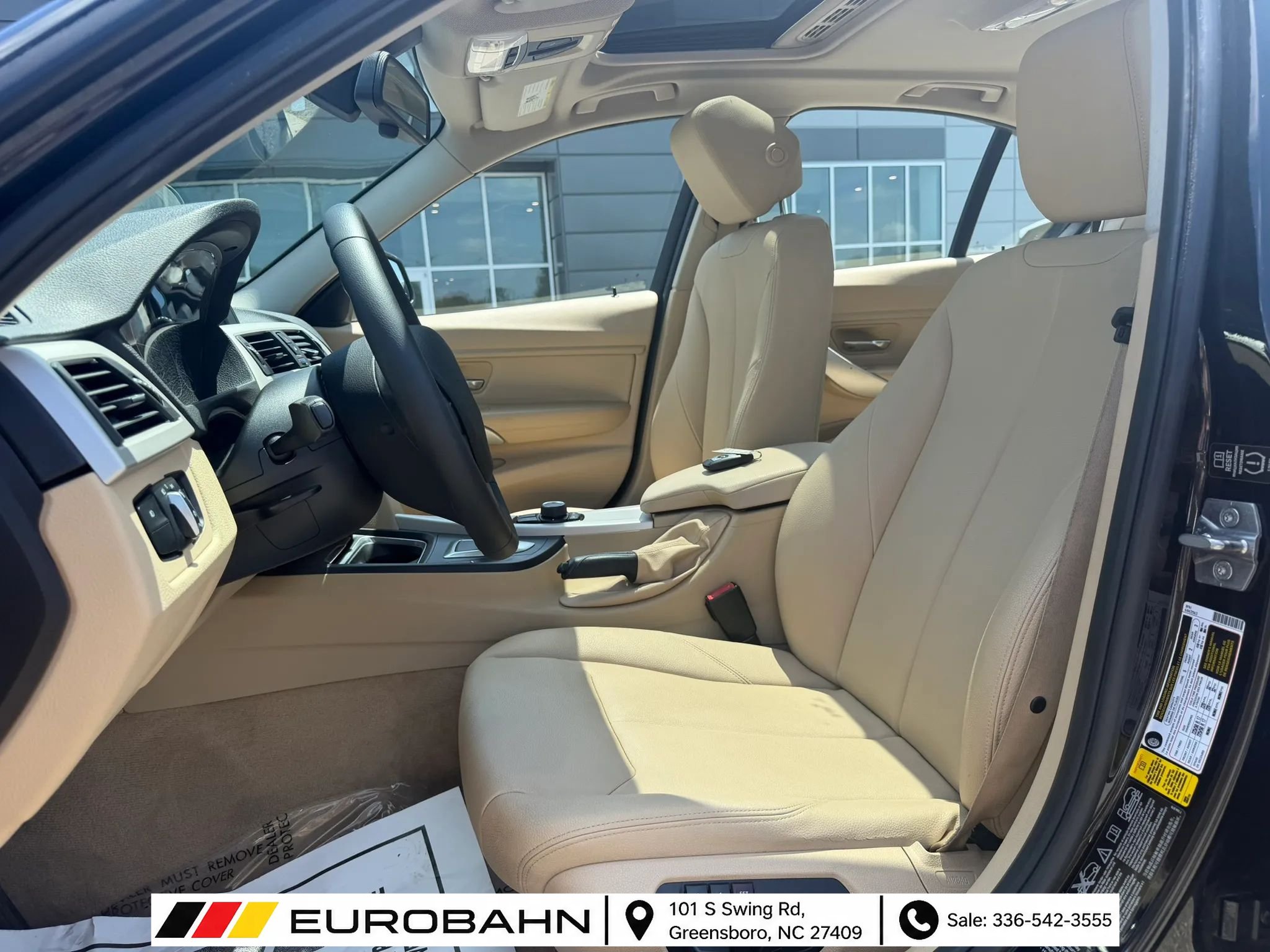 Used 2015 BMW 320i xDrive Sedan AWD/4WD image 7