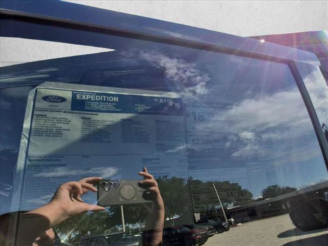 New 2027 Ford Expedition Platinum AWD/4WD image 18