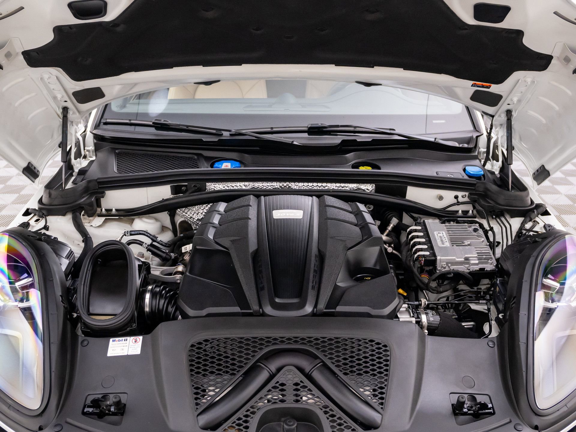 Used 2019 Porsche Macan S AWD/4WD image 32