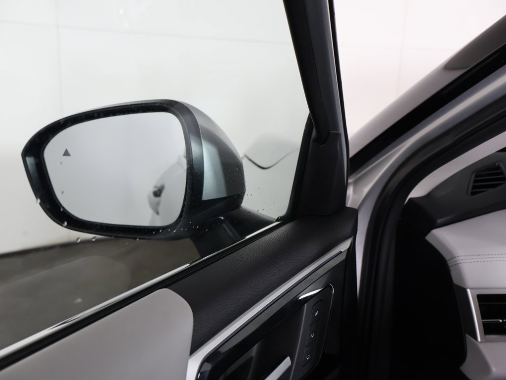 Used 2023 Mitsubishi Outlander SEL image 41