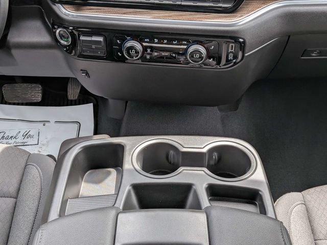 Used 2025 Chevrolet Silverado 1500 LT AWD/4WD image 17