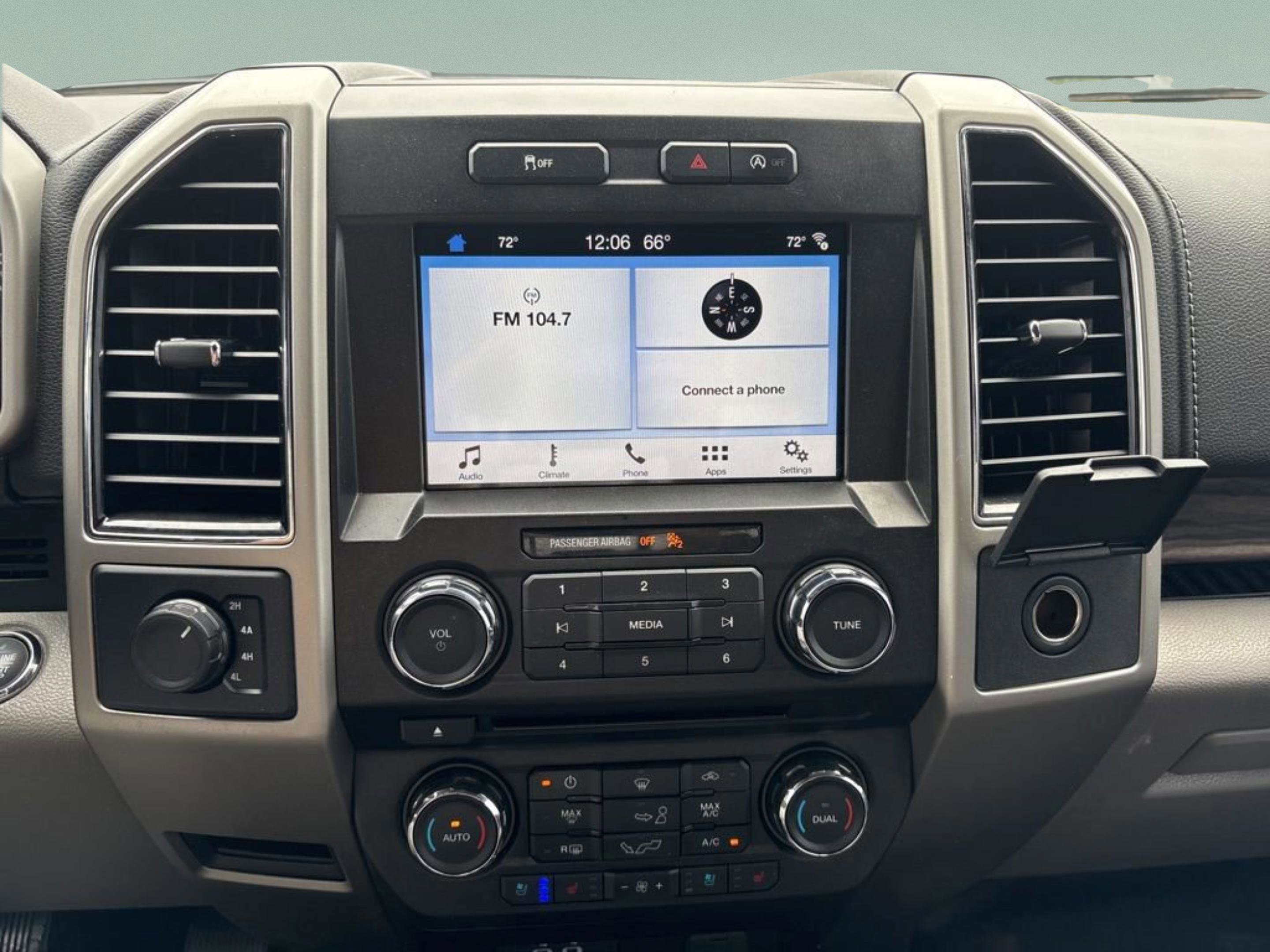 Used 2018 Ford F150 Lariat AWD/4WD image 19