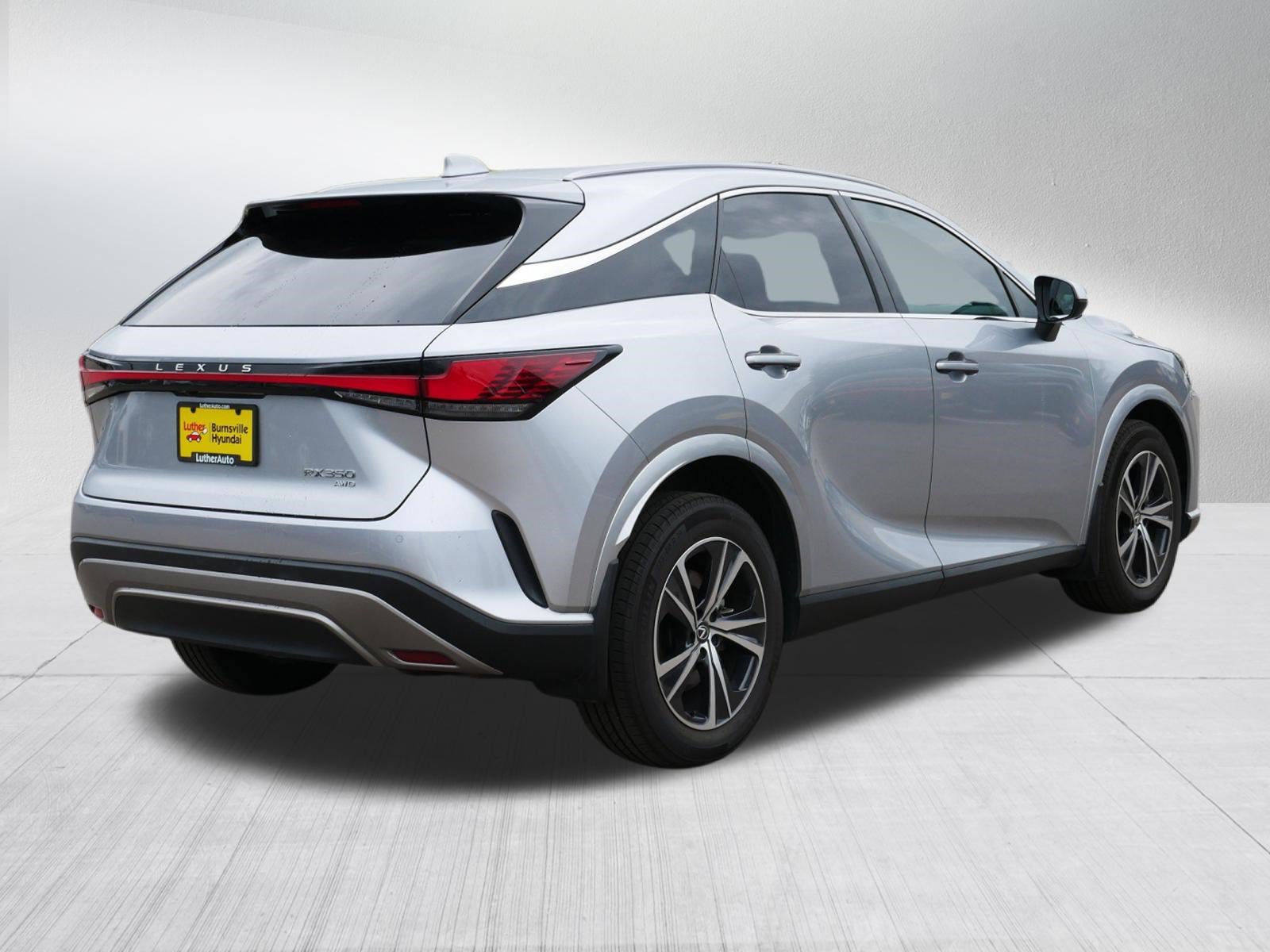 Used 2024 Lexus RX 350 AWD image 7