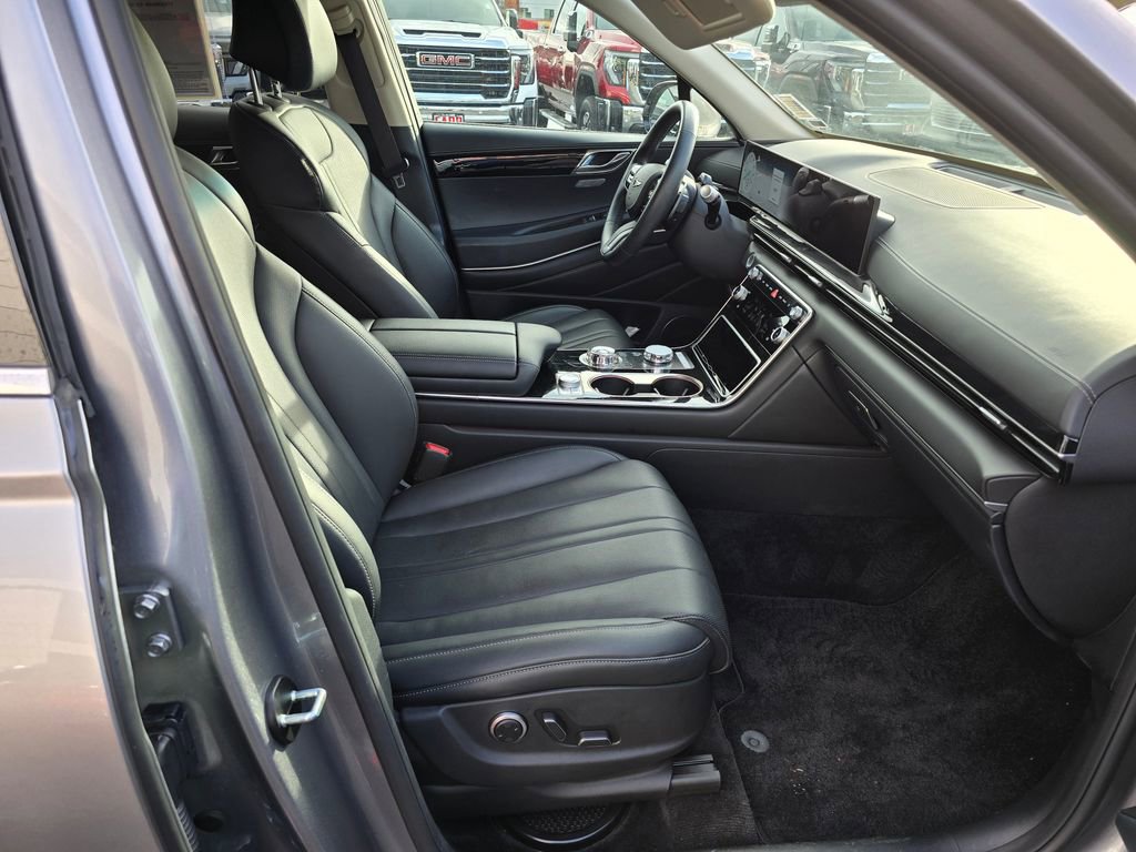 Used 2025 Genesis GV80 2.5T Standard image 46