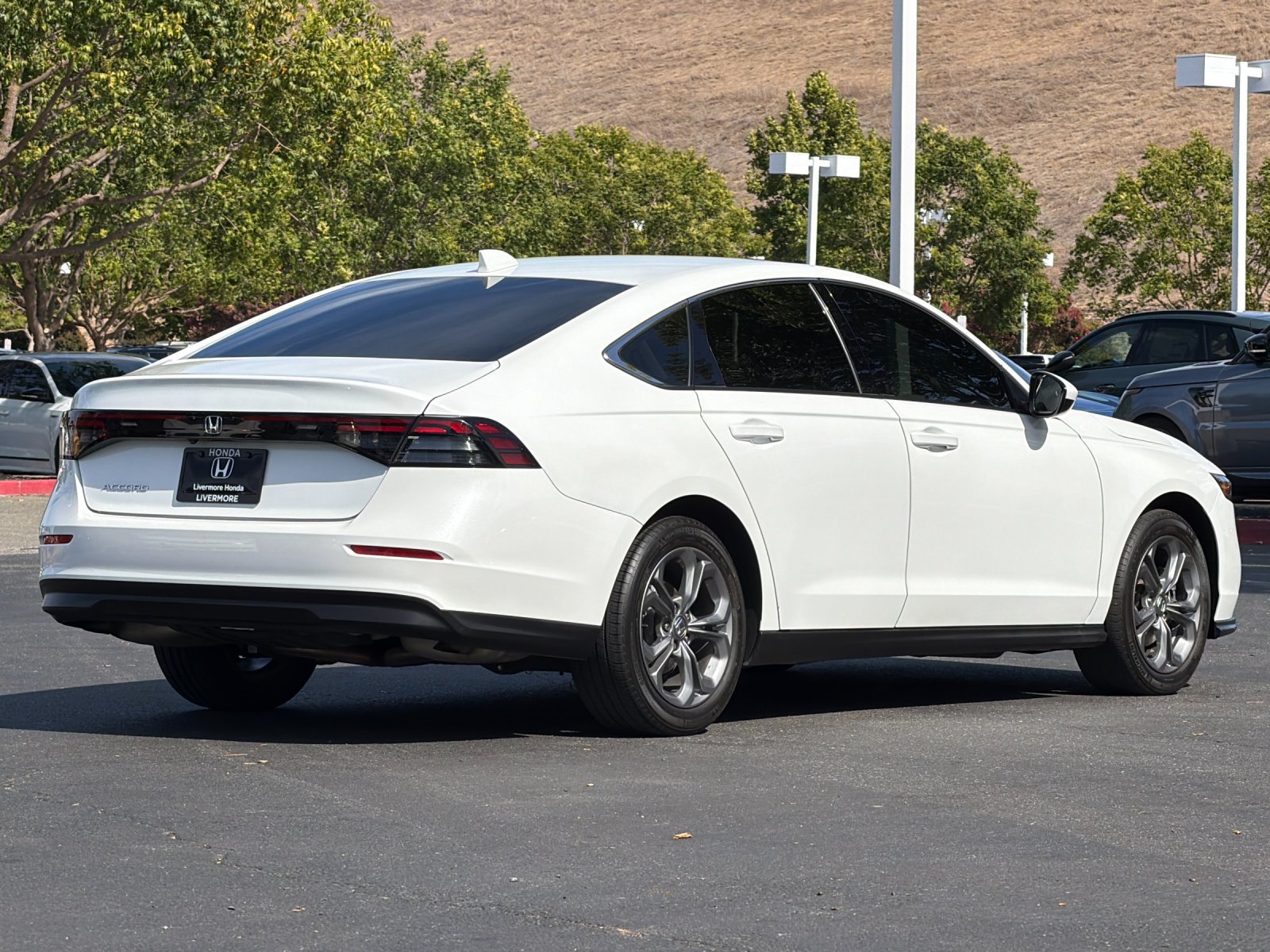 Used 2024 Honda Accord EX image 6