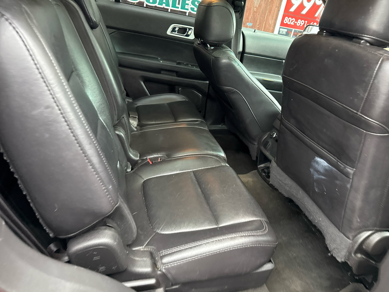 Used 2015 Ford Explorer XLT w/ Equipment Group 202B image 12