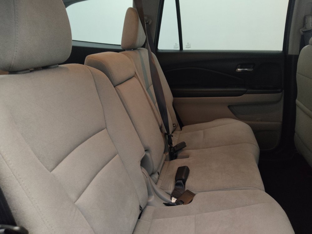 Used 2021 Honda Pilot EX image 19