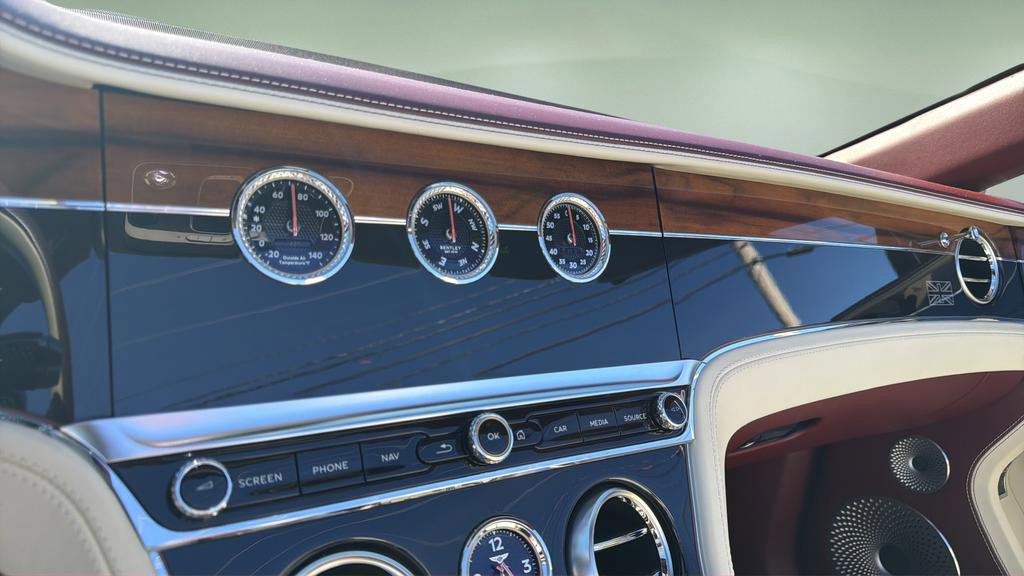 Used 2020 Bentley Continental GT image 45