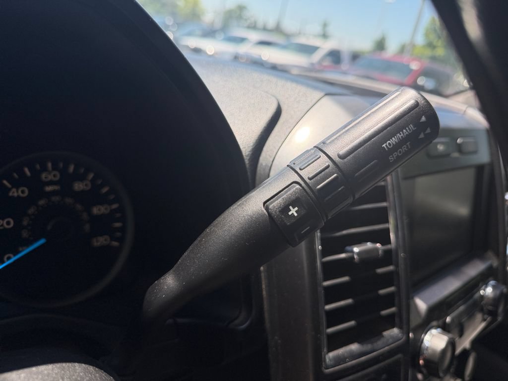 Used 2015 Ford F150 XLT w/ Equipment Group 301A Mid AWD/4WD image 29