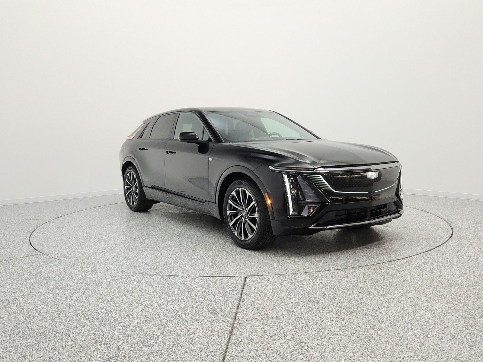 Used 2024 Cadillac Lyriq Sport RWD image 3
