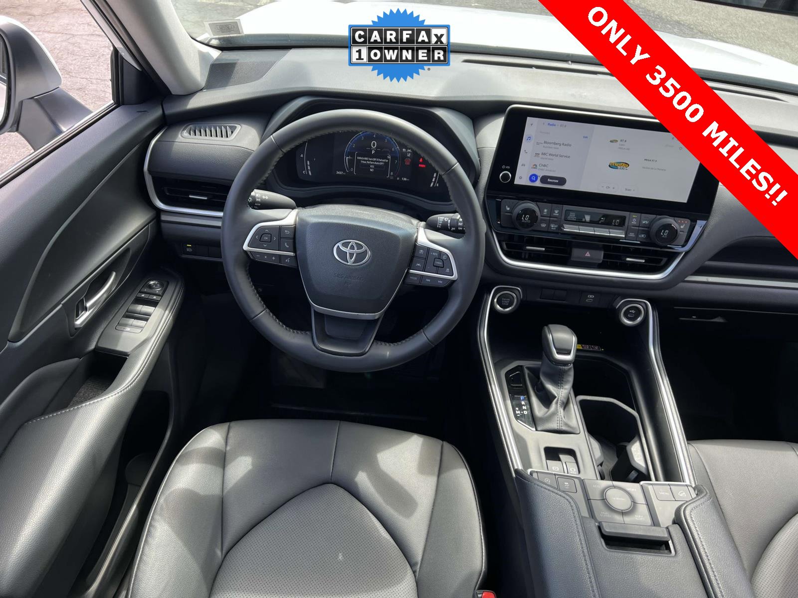 Used 2025 Toyota Grand Highlander AWD image 11