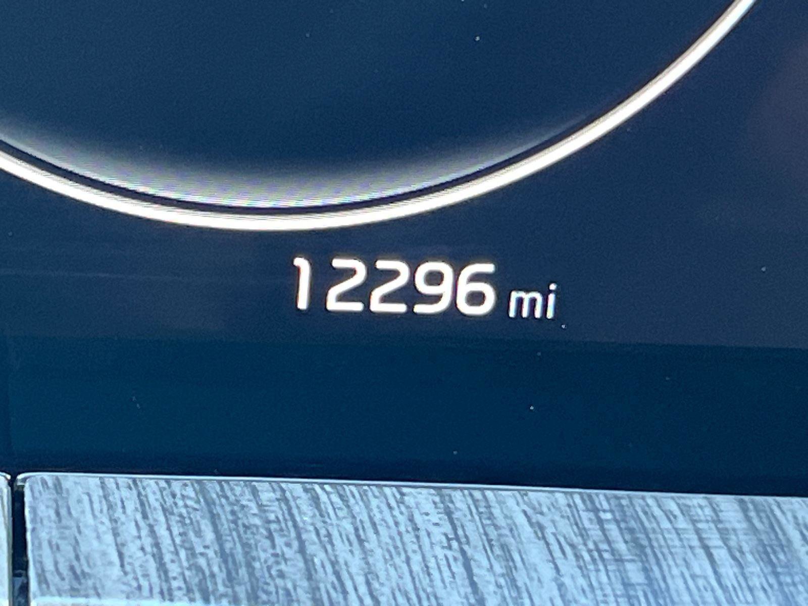 Used 2025 Kia Telluride SX image 28