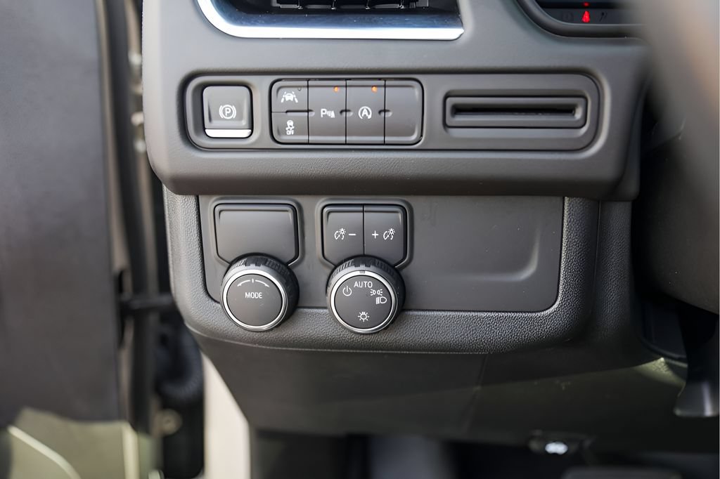 Certified 2023 Chevrolet Tahoe RST RWD image 18
