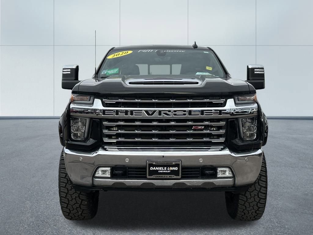 Used 2020 Chevrolet Silverado 2500 LTZ w/ LTZ Premium Package image 3