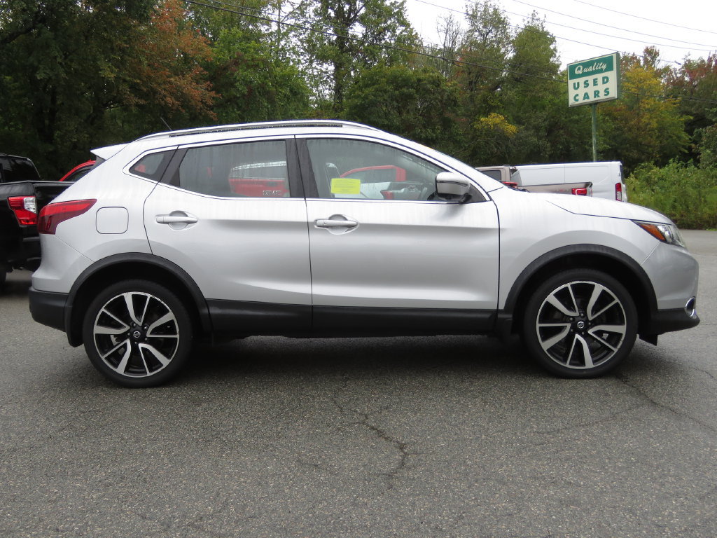 Used 2019 Nissan Rogue Sport SL AWD/4WD image 4