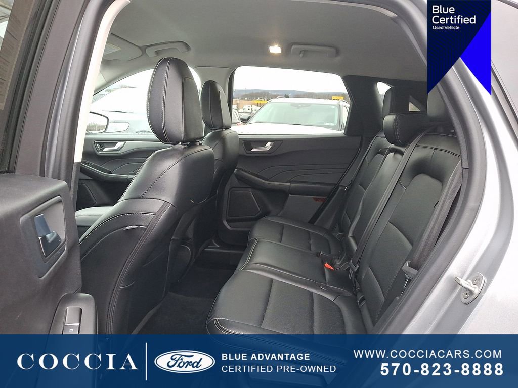 Certified 2022 Ford Escape Titanium image 10