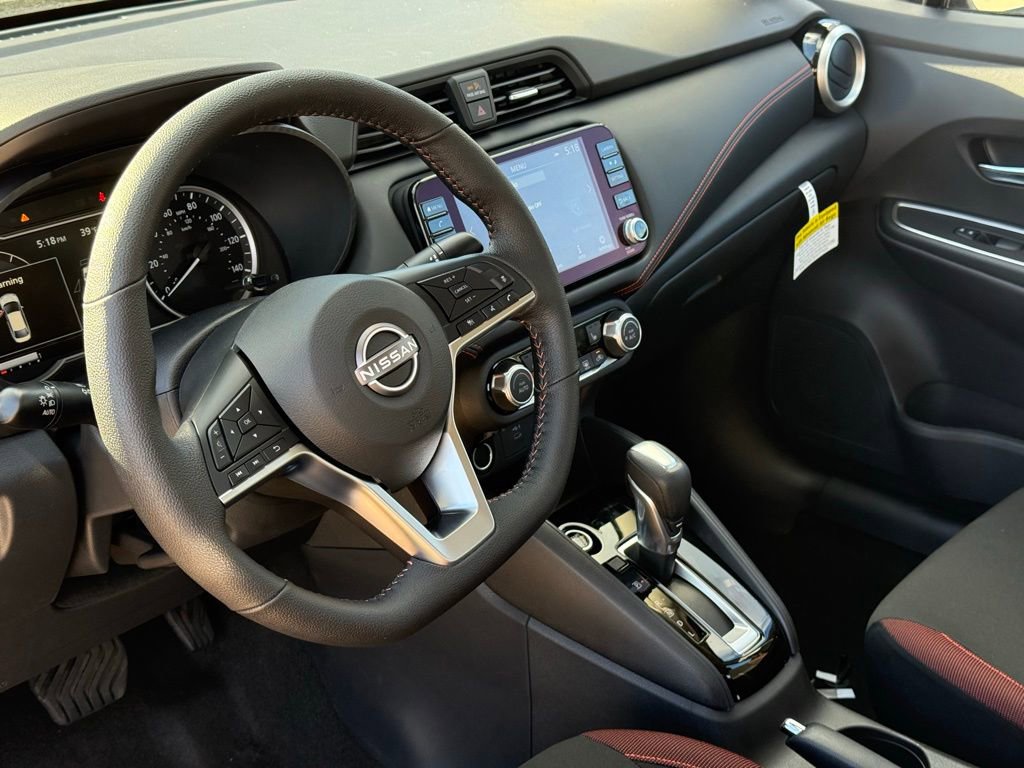 New 2025 Nissan Versa SR w/ Trunk Package image 7