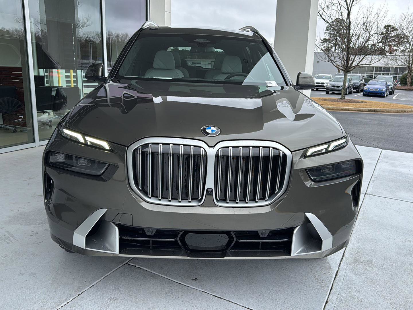 New 2026 BMW X7 xDrive40i w/ Premium Package image 7
