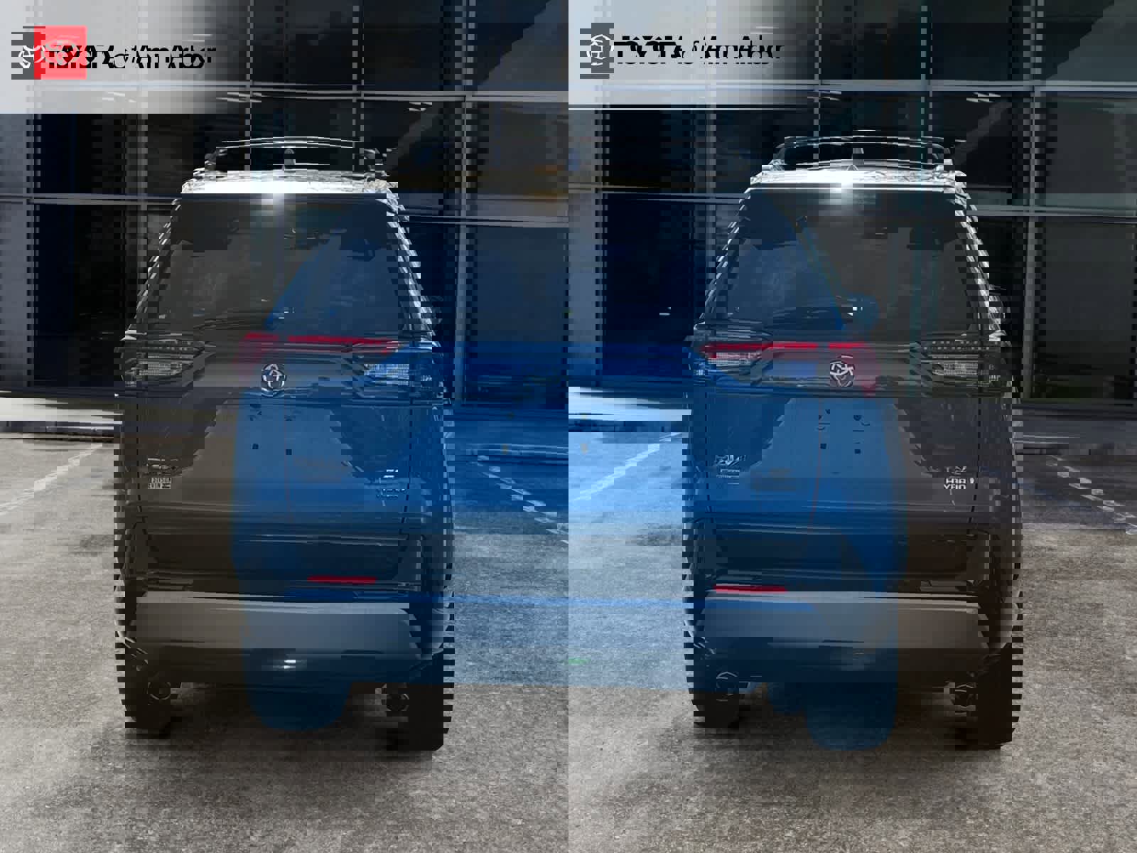 Used 2022 Toyota RAV4 SE image 11