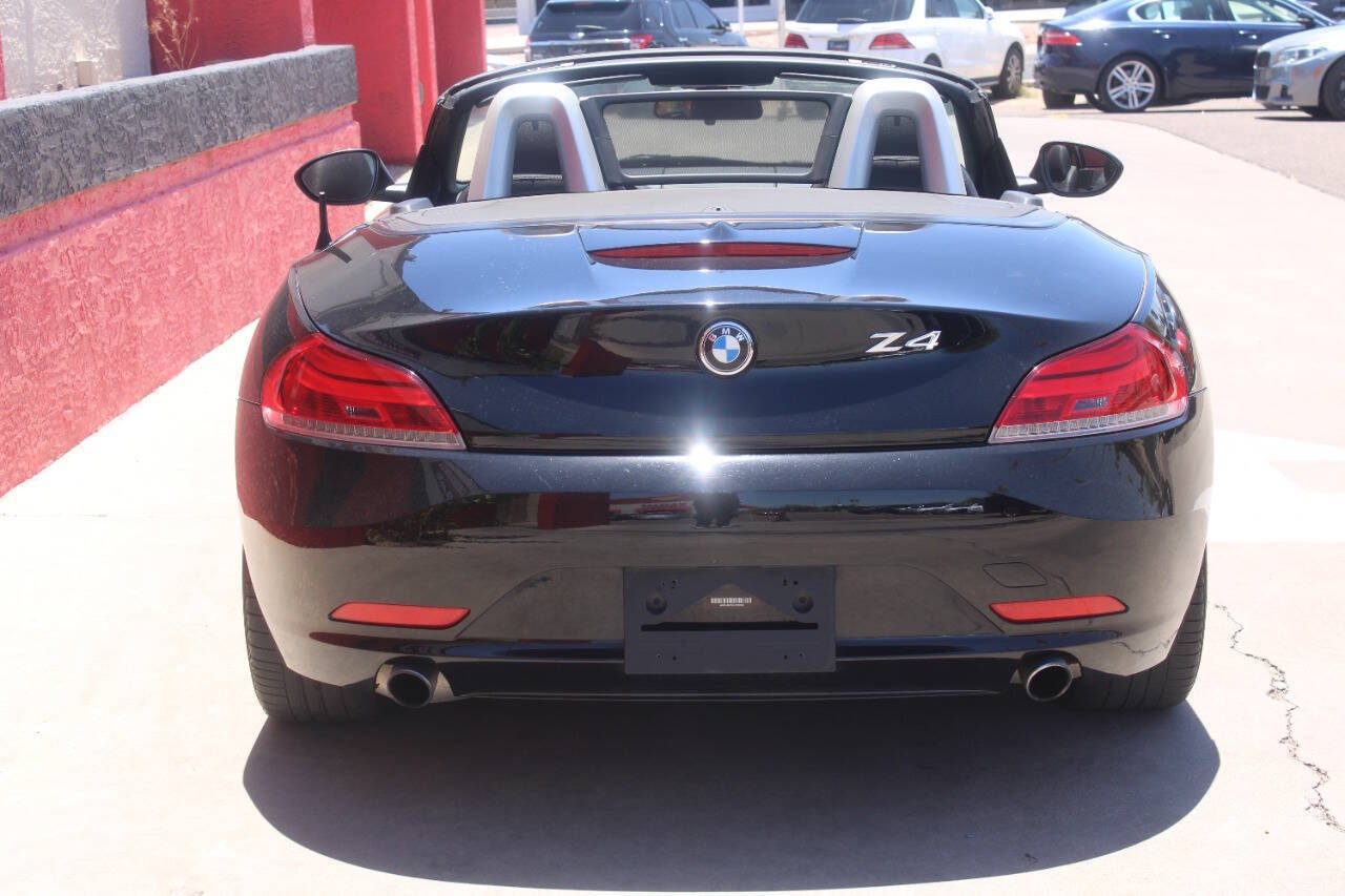Used 2015 BMW Z4 sDrive35i RWD image 3
