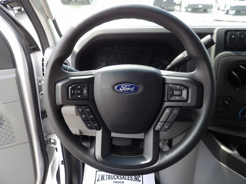Used 2023 Ford E-450 and Econoline 450 Super Duty w/ Power Windows & Locks Group RWD image 19