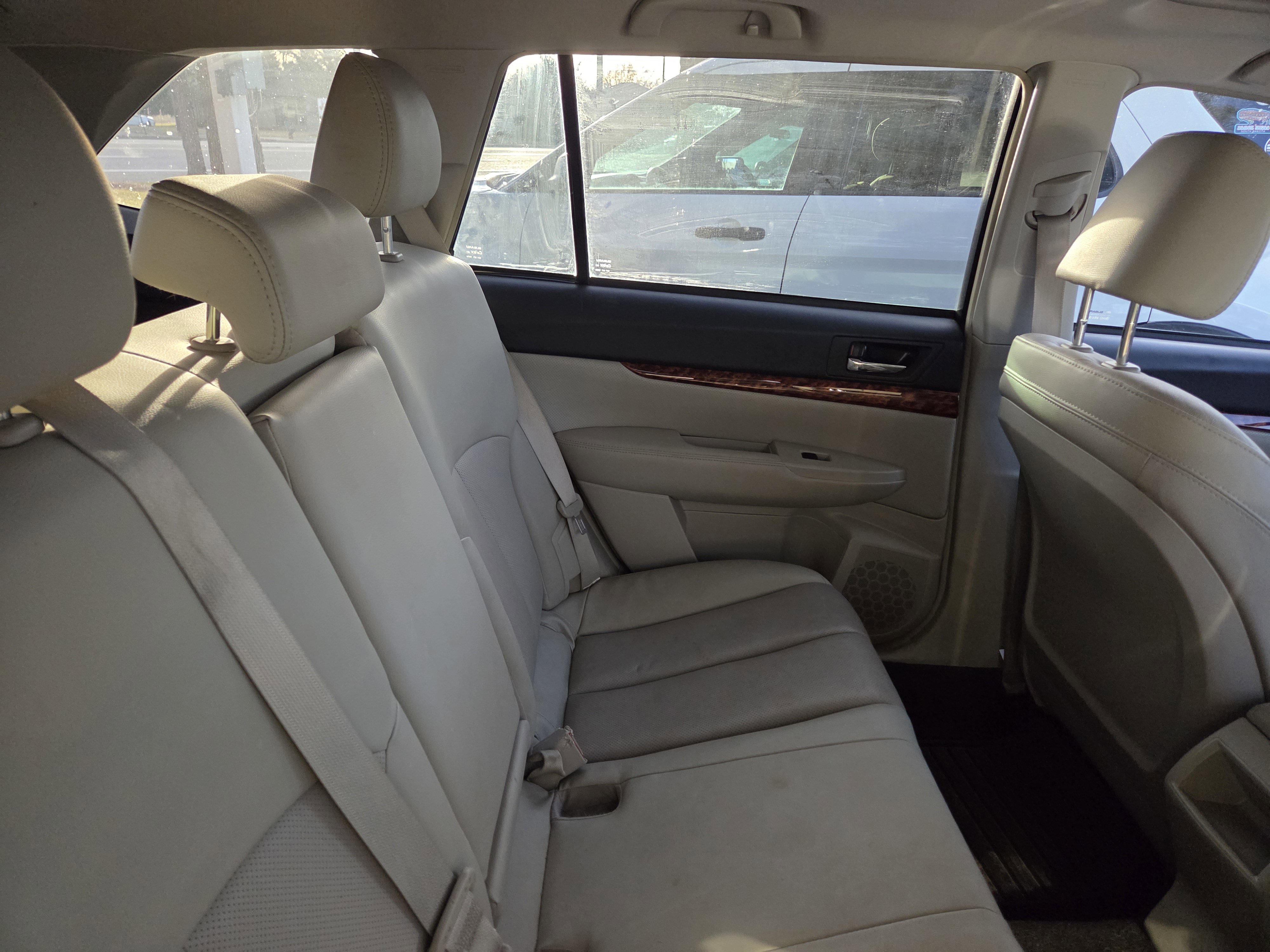 Used 2012 Subaru Outback 2.5i Limited w/ Moonroof Pkg image 17