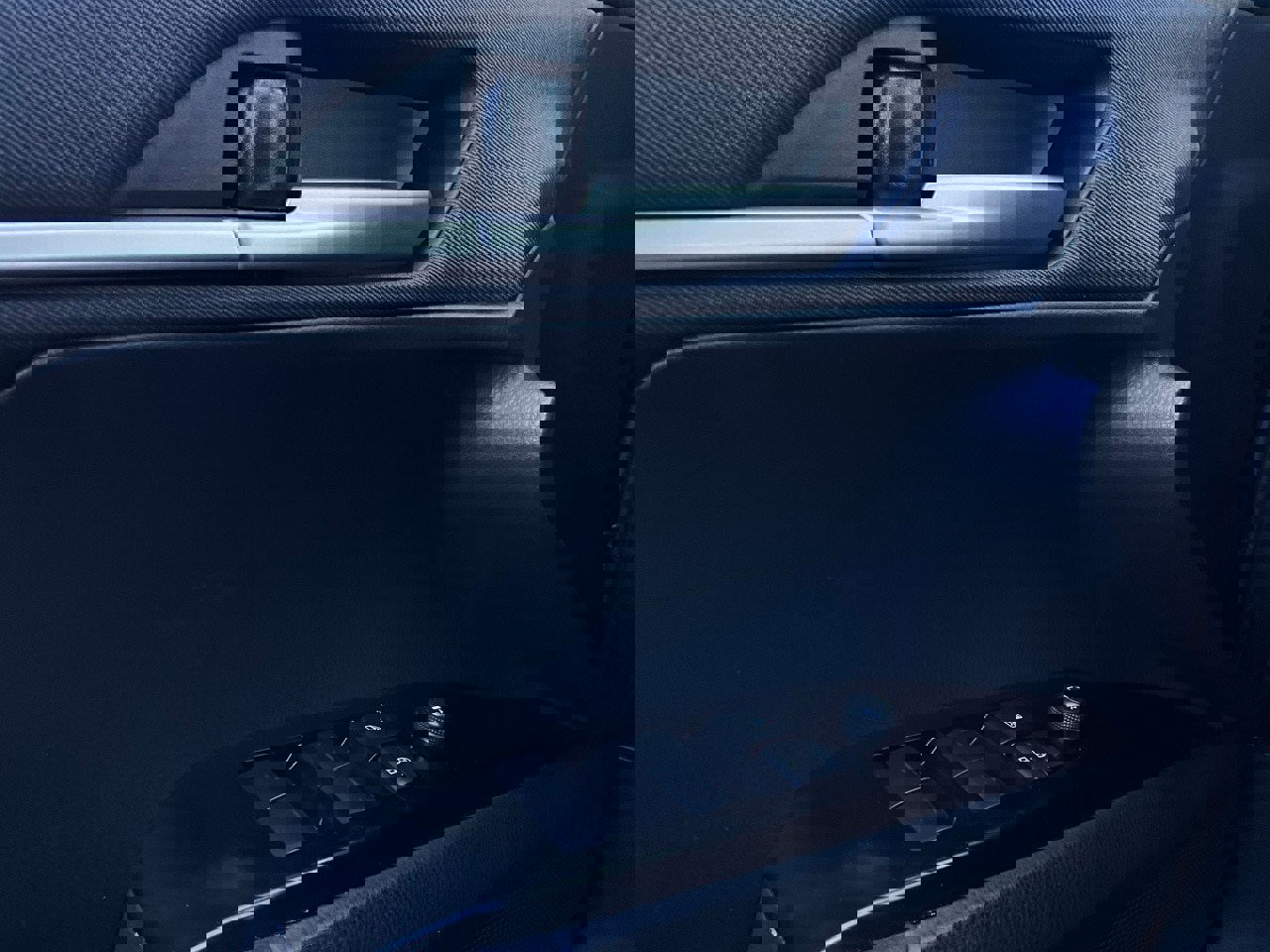 Used 2025 Toyota Camry LE image 20