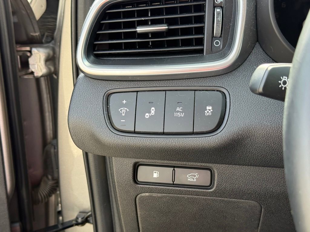 Used 2016 Kia Sorento EX w/ EX Premium Package image 16