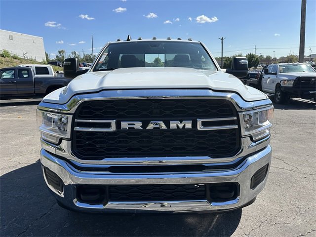 Used 2024 RAM 2500 Tradesman w/ Chrome Appearance Group image 3
