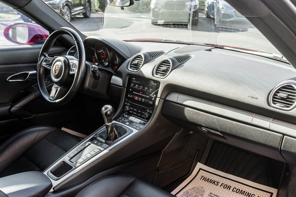 Used 2018 Porsche 718 Cayman image 11