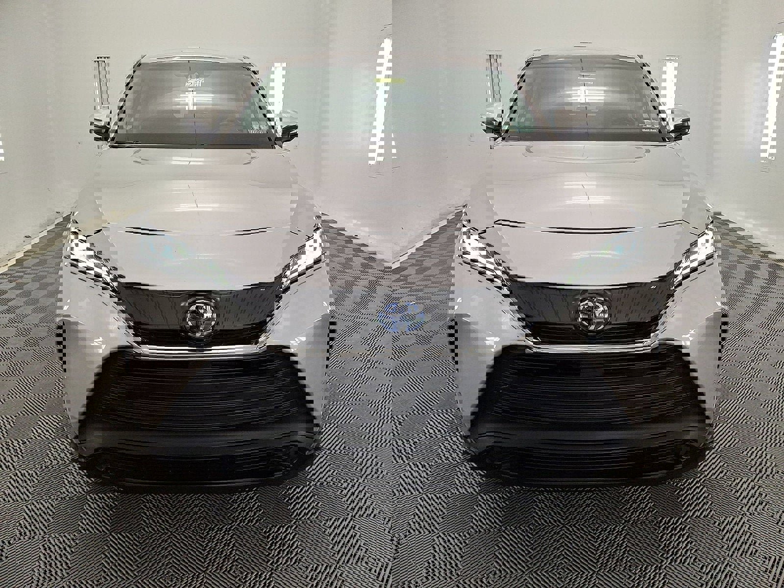 Certified 2023 Toyota Venza LE image 28