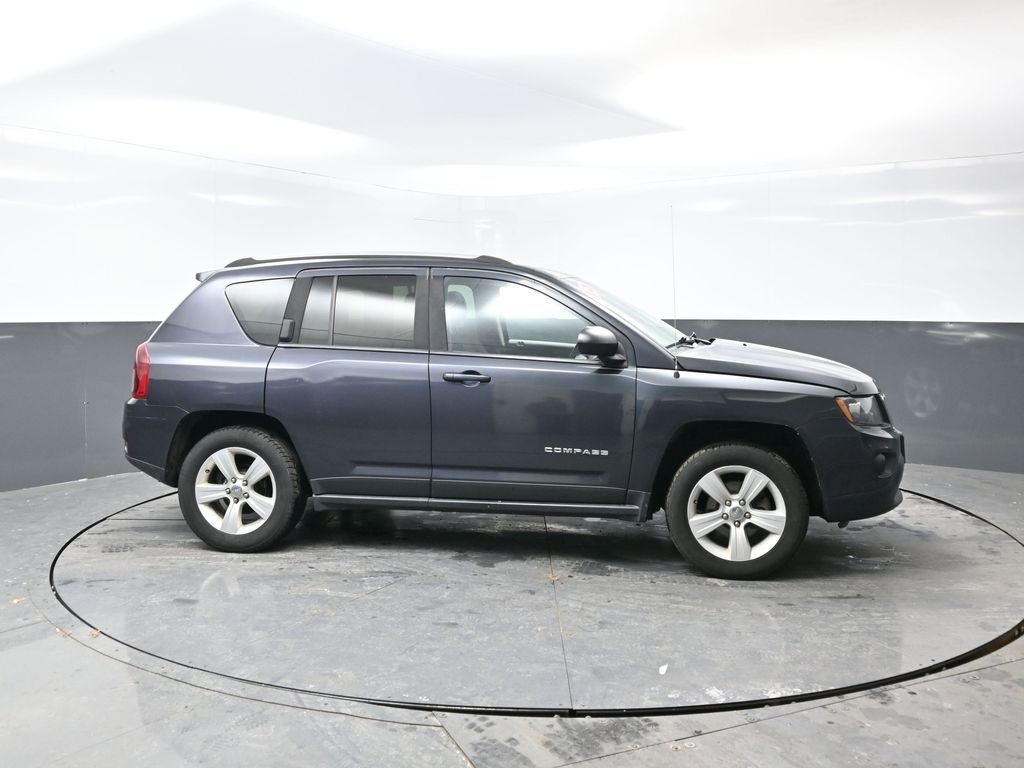 Used 2015 Jeep Compass Sport w/ Power Value Group image 2