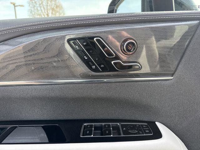 New 2026 Cadillac Escalade IQL Sport 1 w/ LPO, ONYX Package image 14