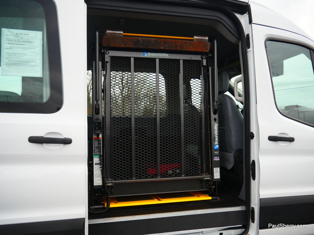 Used 2019 Ford Transit 350 XL image 12