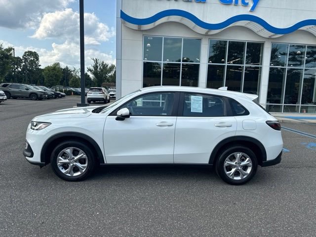Certified 2023 Honda HR-V LX image 5