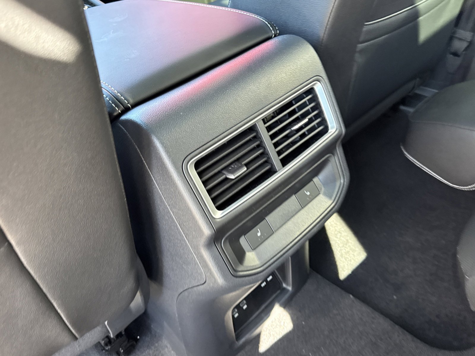 New 2026 Volkswagen Atlas Cross Sport SEL image 20