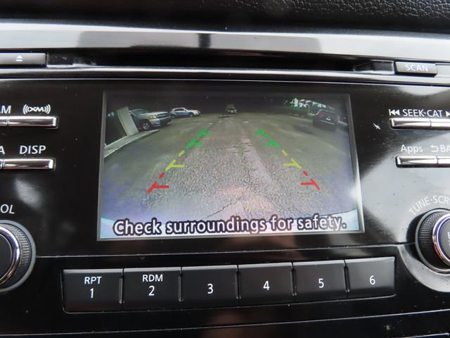 Used 2016 Nissan Rogue SV AWD/4WD image 19