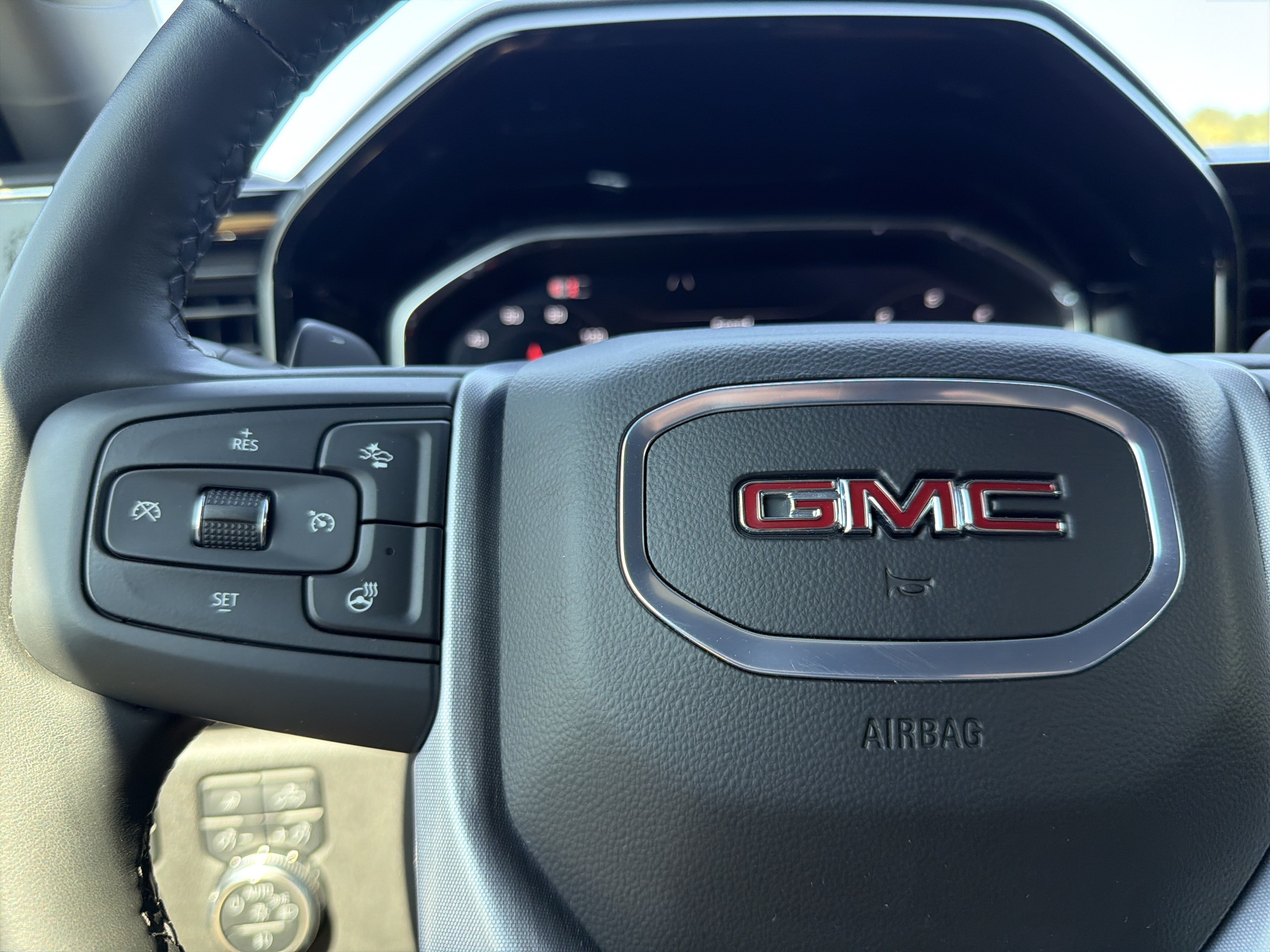 Certified 2025 GMC Sierra 1500 Elevation w/ Elevation Premium Package AWD/4WD image 29