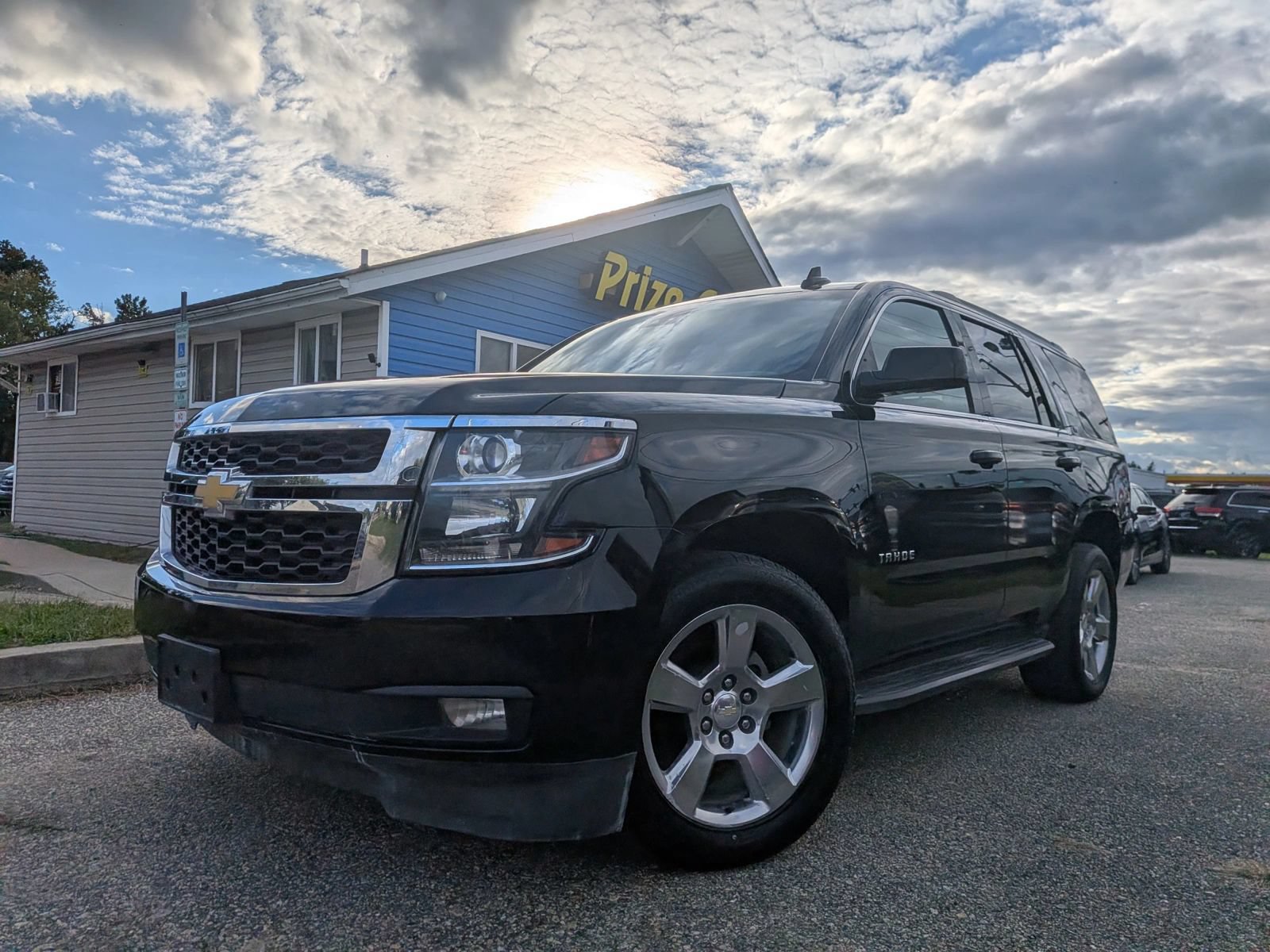Used 2017 Chevrolet Tahoe LT AWD/4WD image 1